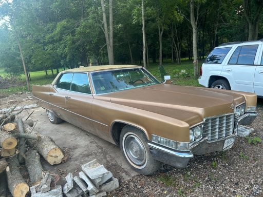 1969 Cadillac Sedan Deville